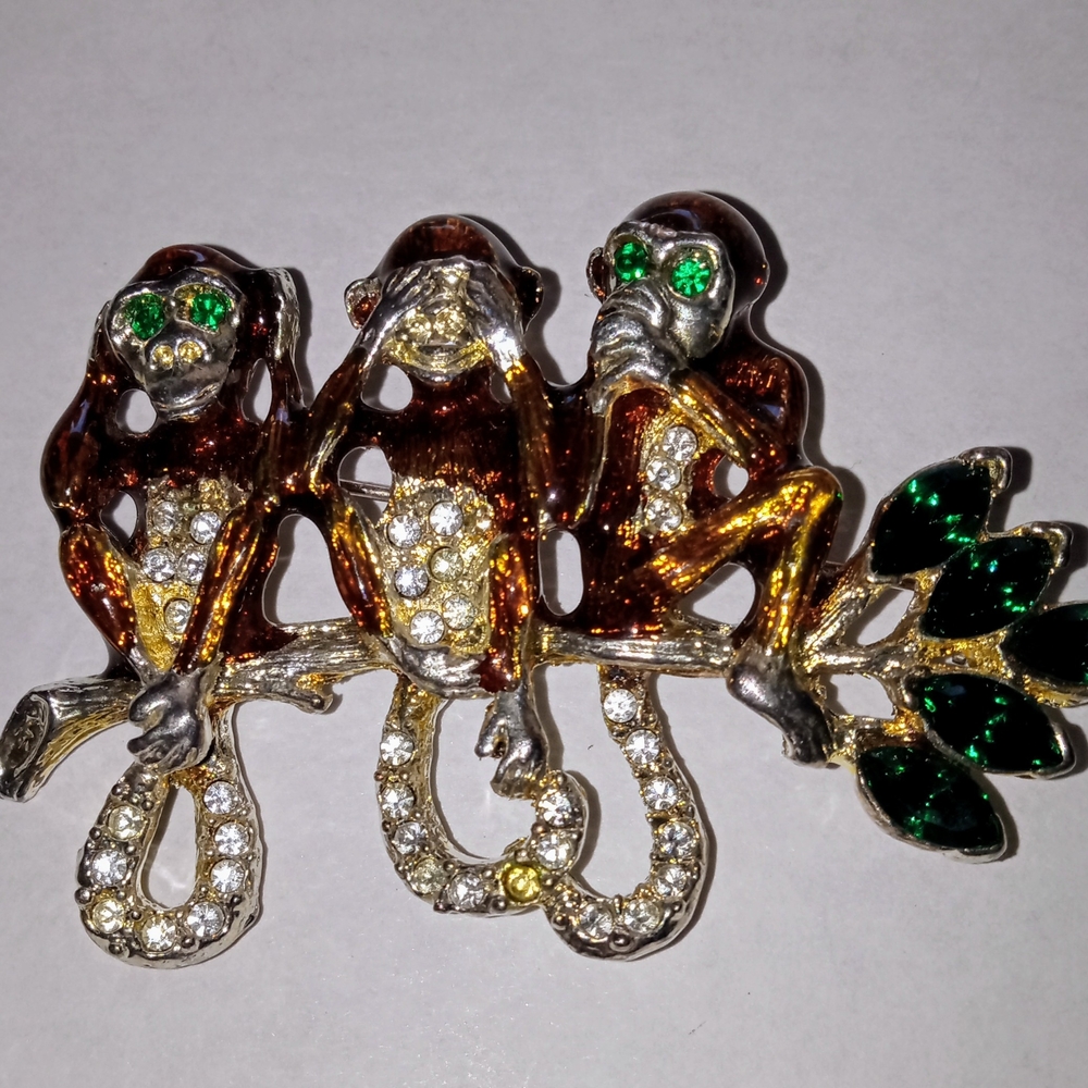 Elegant Monkey Pin Brooch with Green and Gold Accents